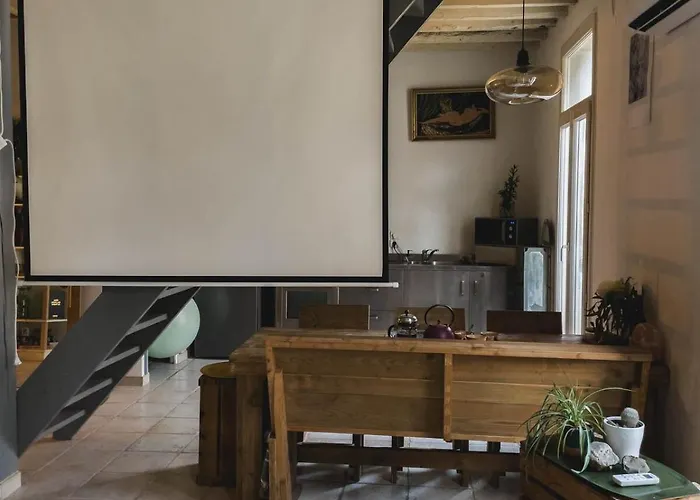 O Saudade - Centre *